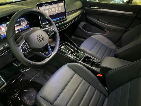 New 2026 Volkswagen Golf AWD/4WD image 9