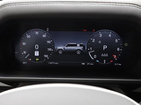 Certified 2026 Land Rover Defender 110 S AWD/4WD image 8