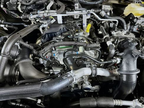 New 2025 Ford Bronco Big Bend image 9