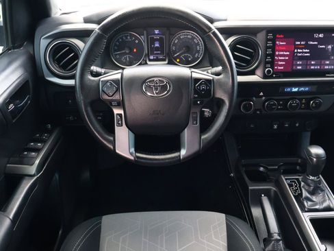 Used 2023 Toyota Tacoma TRD Sport AWD/4WD image 10