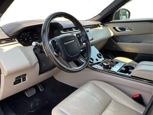 Used 2018 Land Rover Range Rover Velar R-Dynamic SE AWD/4WD image 16