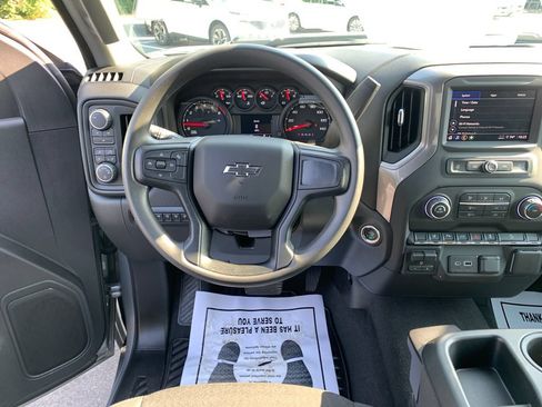 Used 2025 Chevrolet Silverado 2500 Custom w/ Custom Value Package AWD/4WD image 10