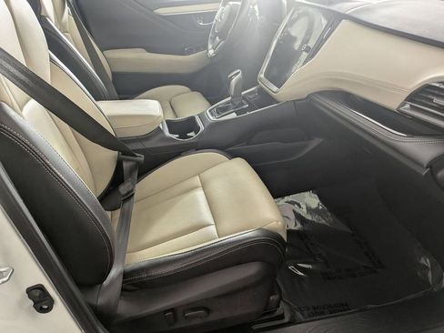 Used 2023 Subaru Outback Limited image 32