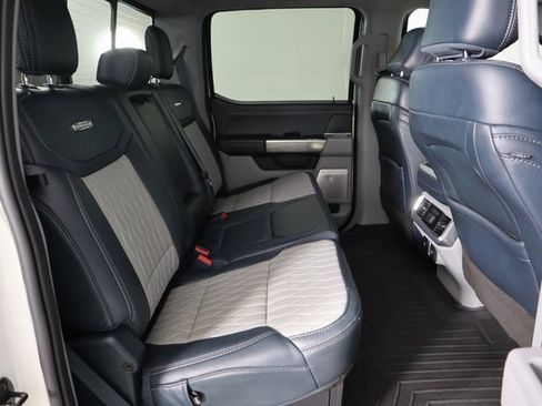 Used 2023 Ford F150 Limited image 17