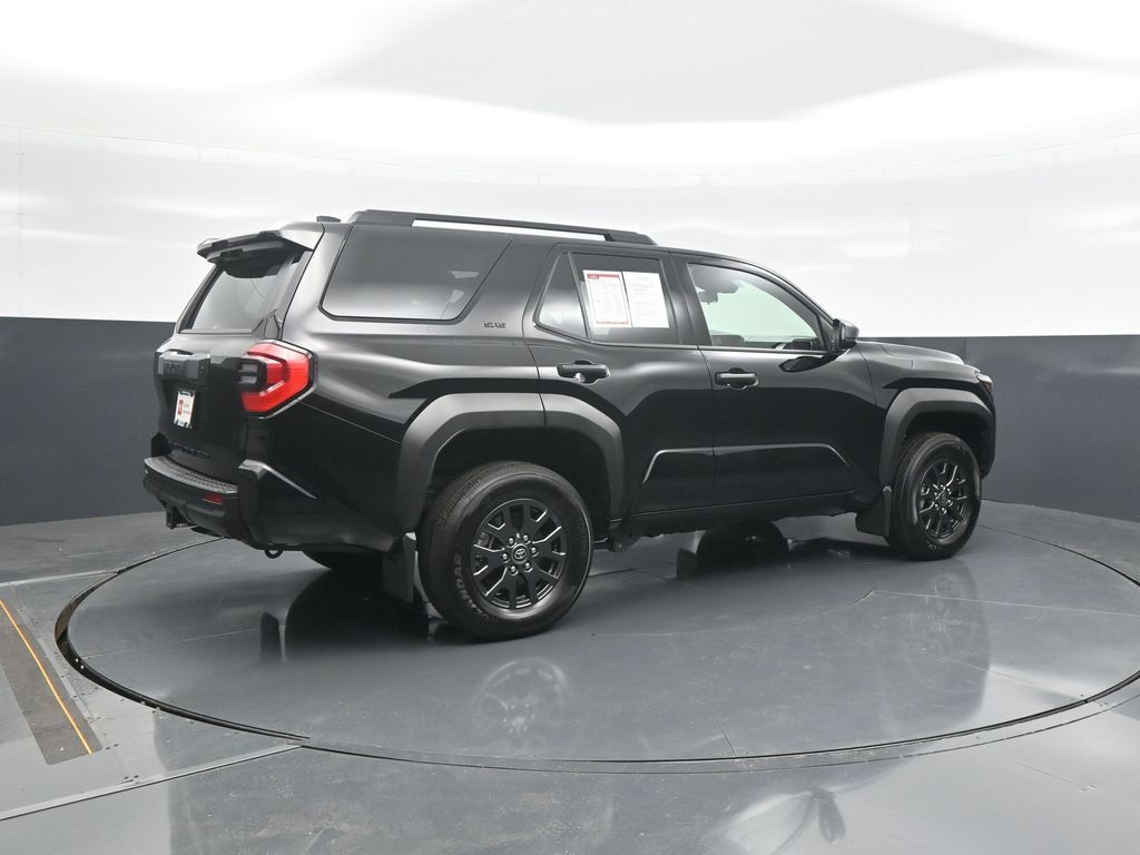 Used 2025 Toyota 4Runner SR5 AWD/4WD image 7