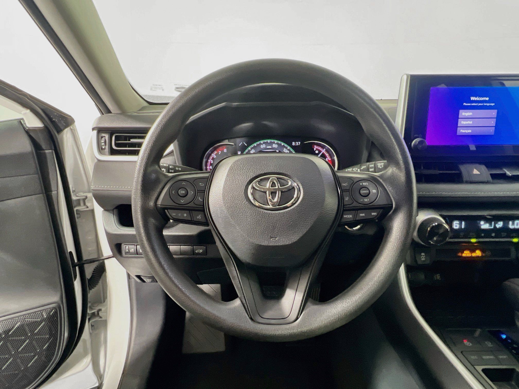 Used 2024 Toyota RAV4 XLE w/ Convenience Package FWD image 17