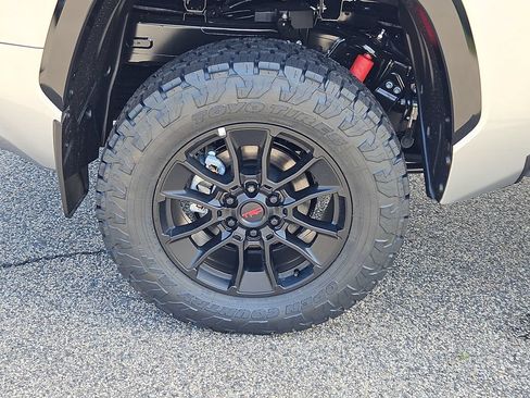 New 2026 Toyota Tundra Limited AWD/4WD image 5