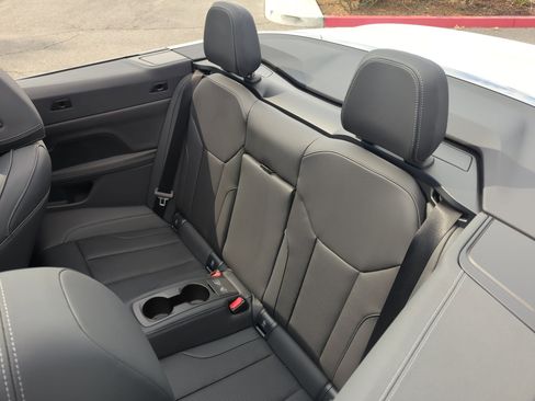 Certified 2024 BMW 430i Convertible w/ M Sport Package image 31