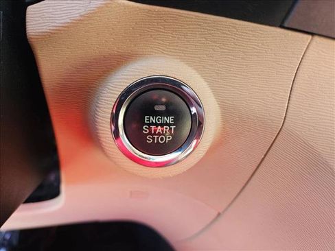 Used 2013 Toyota Venza Limited w/ Tow Prep Pkg image 20