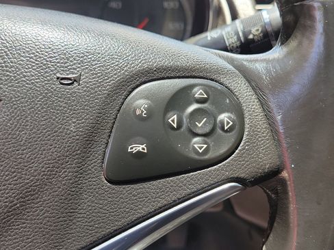 Used 2014 Chevrolet Impala LT w/ Convenience Package FWD image 18