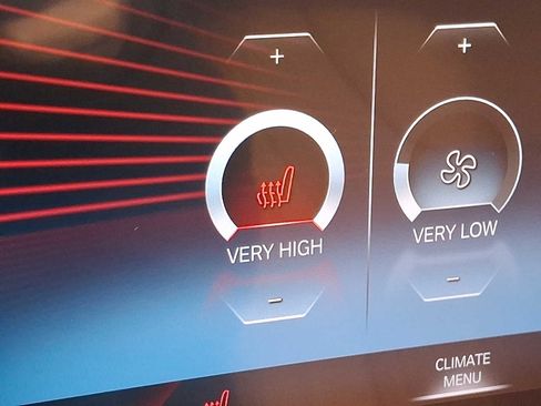 Certified 2024 BMW 330i xDrive Sedan w/ Premium Package image 25