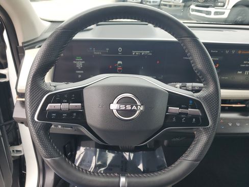 Used 2025 Nissan Ariya AWD image 20