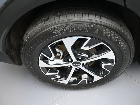 Certified 2024 Kia Sportage EX FWD image 12