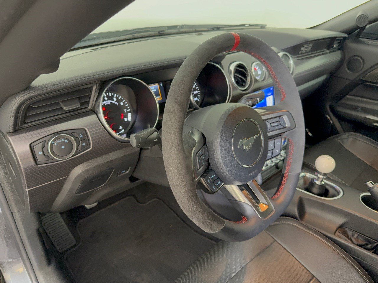 Used 2020 Ford Mustang GT Premium w/ GT Performance Package RWD image 4