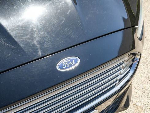 Used 2016 Ford Fusion SE FWD image 5