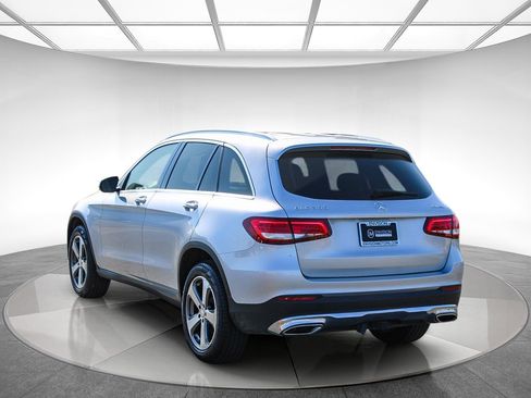 Used 2016 Mercedes-Benz GLC 300 4MATIC image 2