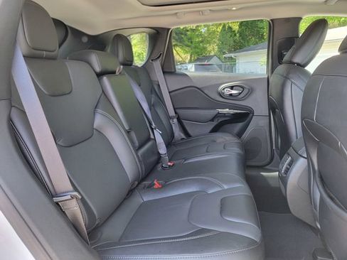 Certified 2023 Jeep Cherokee Altitude Lux w/ Lux Elite Package AWD/4WD image 23