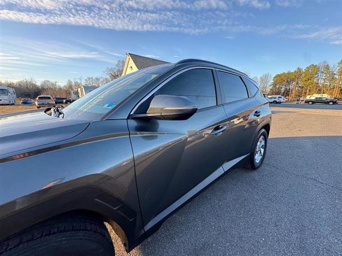 Used 2022 Hyundai Tucson SEL image 10