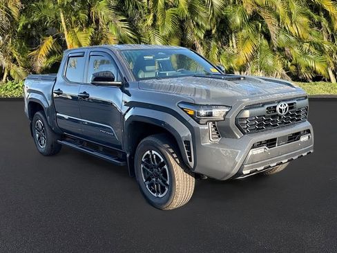 Used 2024 Toyota Tacoma TRD Sport w/ TRD Sport Premium Package AWD/4WD image 2