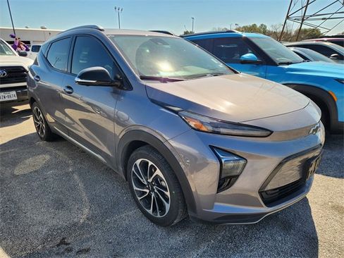 Used 2023 Chevrolet Bolt EUV Premier w/ Sun & Sound Package image 1