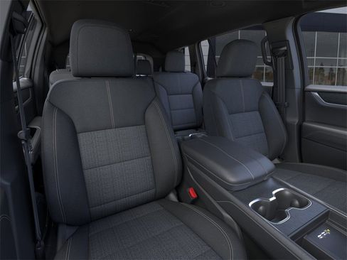 Used 2025 GMC Acadia Elevation image 16