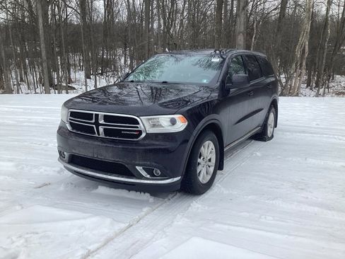Used 2019 Dodge Durango SXT w/ 3rd Row Seating Group image 3