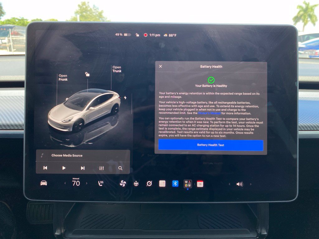 Used 2023 Tesla Model 3 Standard Range RWD image 6