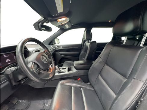 Used 2019 Jeep Grand Cherokee Limited RWD image 19