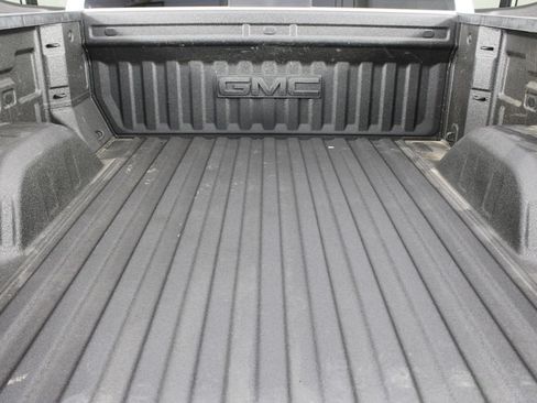 Used 2020 GMC Sierra 1500 SLT w/ SLT Premium Plus Package AWD/4WD image 21