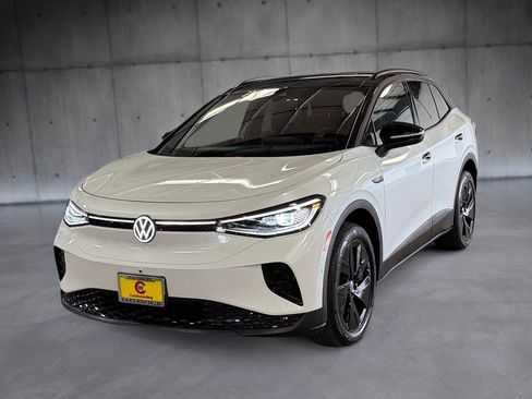 Used 2025 Volkswagen ID.4 Pro S Plus w/ ID.4 Black Package image 1