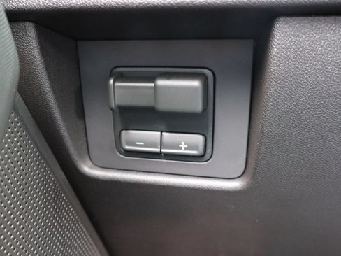 New 2026 Chevrolet Colorado LT w/ LT Convenience Package AWD/4WD image 18