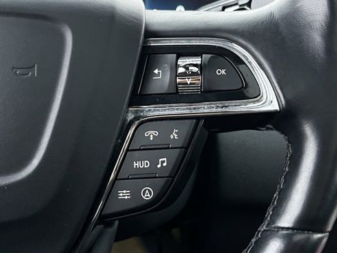 Used 2024 Lincoln Navigator Reserve image 21