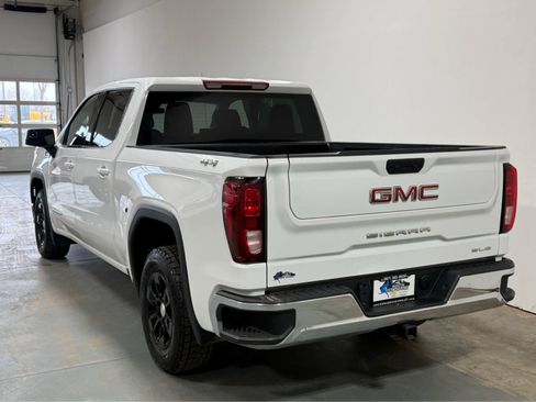 Used 2023 GMC Sierra 1500 SLE AWD/4WD image 3