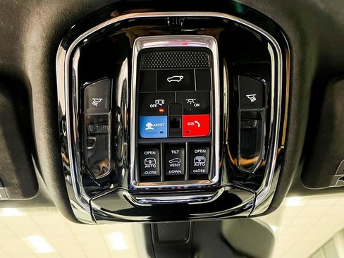 Used 2022 Jeep Grand Cherokee Summit image 27