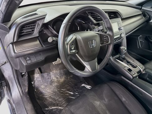 Used 2018 Honda Civic Sport image 22