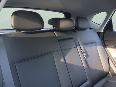 Used 2024 Hyundai Kona Limited FWD image 16