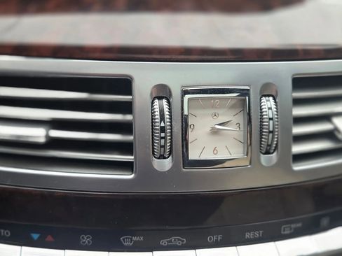 Used 2013 Mercedes-Benz S 550 4MATIC image 12