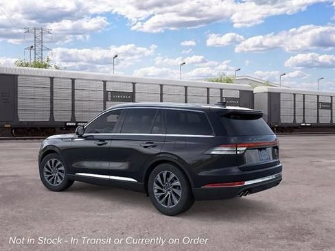New 2026 Lincoln Aviator AWD image 4