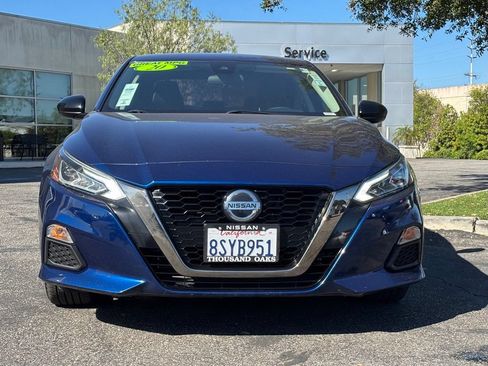 Used 2020 Nissan Altima 2.5 SR FWD image 9
