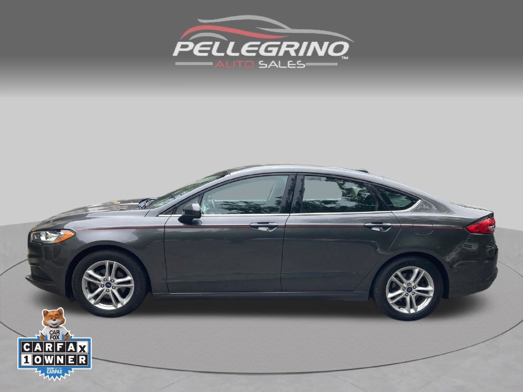 Used 2018 Ford Fusion SE FWD image 3