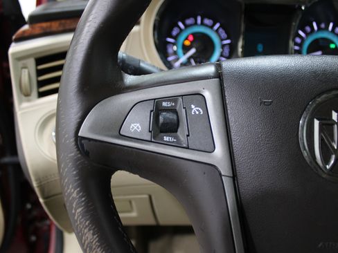 Used 2011 Buick LaCrosse CXL w/ Driver Confidence Package image 11