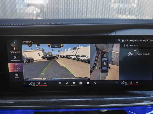 Used 2026 BMW 750e xDrive w/ Premium Package image 20