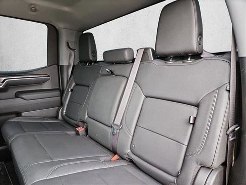 Used 2022 Chevrolet Silverado 1500 LTZ RWD image 19