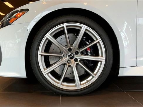 Certified 2025 Audi RS 6 performance w/ Executive Package image 9