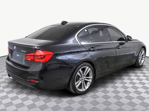 Used 2018 BMW 330i Sedan w/ Convenience Package image 8