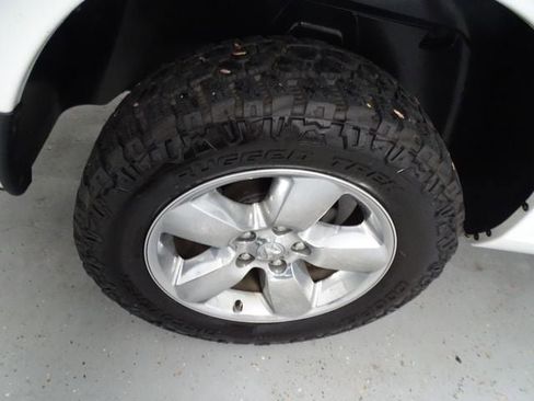 Used 2016 RAM 1500 Big Horn AWD/4WD image 25