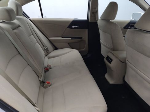 Used 2016 Honda Accord EX image 19