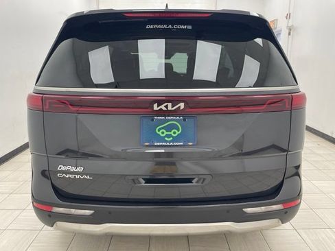 Used 2024 Kia Carnival SX Prestige FWD image 25