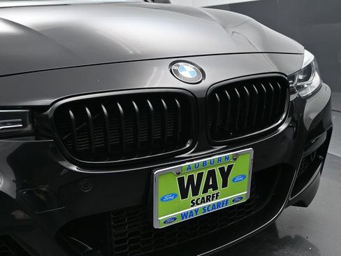 Used 2015 BMW 335i xDrive Sedan AWD/4WD image 12