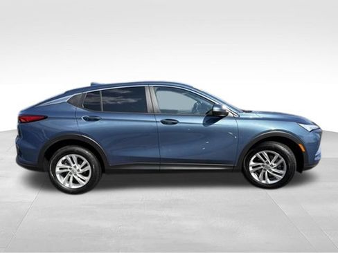 Certified 2025 Buick Envista Preferred w/ Convenience I Package FWD image 6